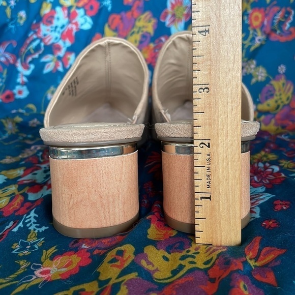 Brand New Adrienne Vittadini Glorie Slip On Wooden Heeled Mules Clogs - Picture 6 of 14
